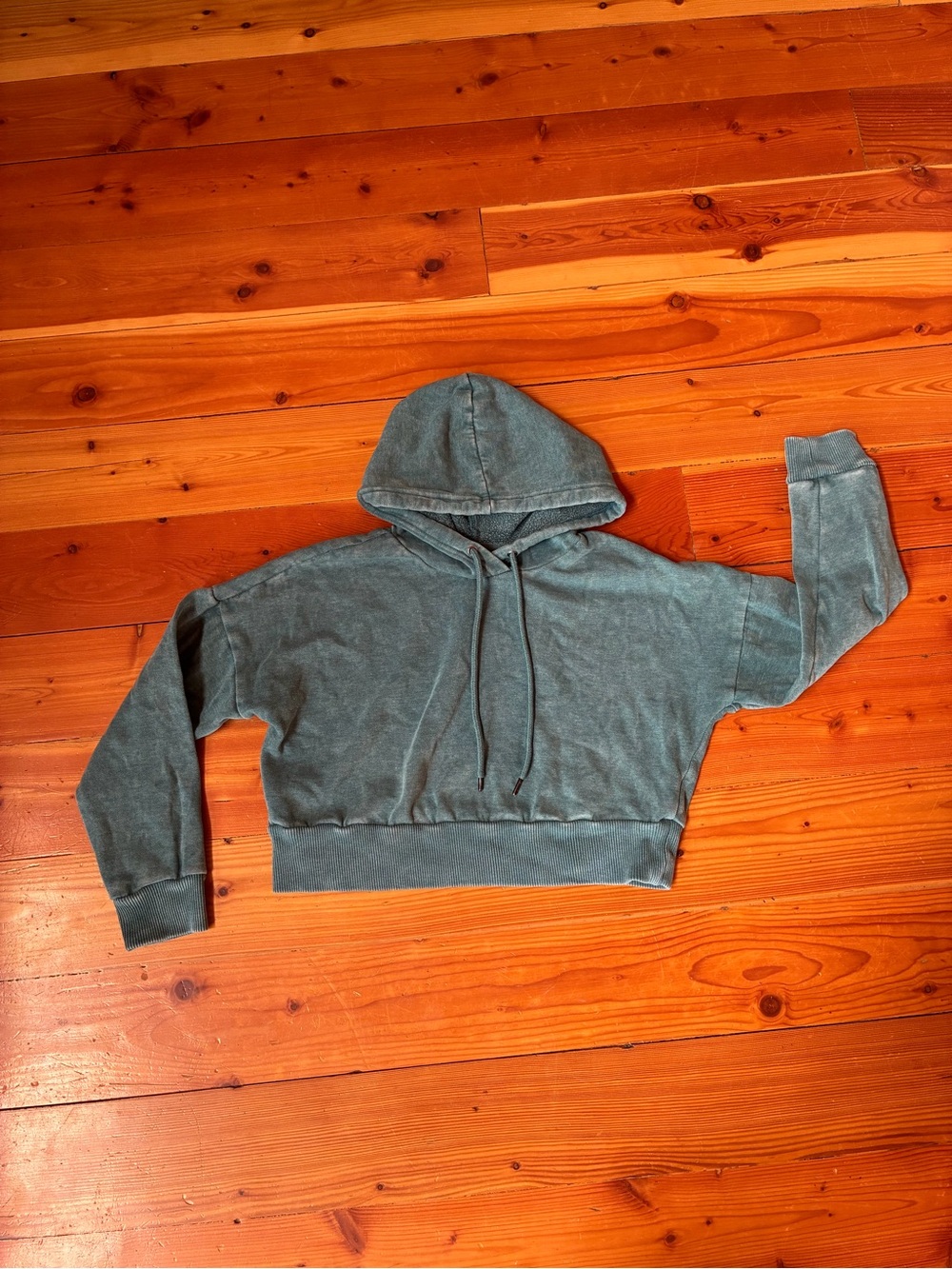 Women’s cropped teal hoodie